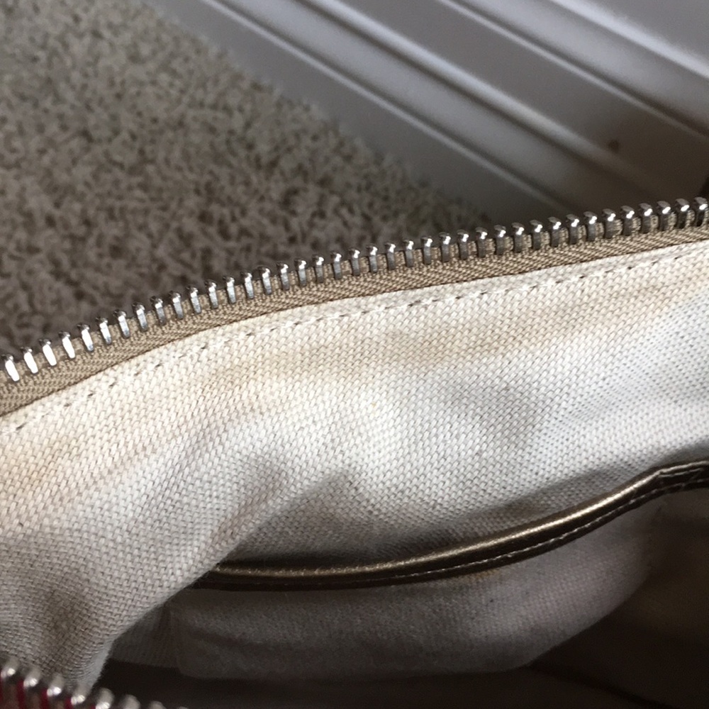 Michael Kors gold metallic hand bag with zip top - Picture 8 of 8